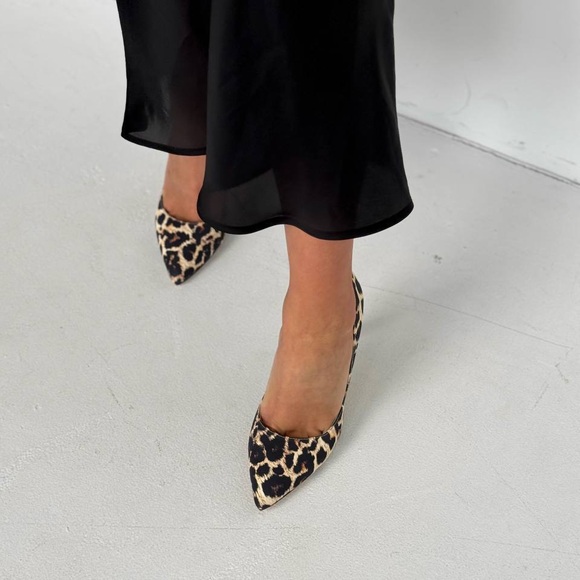 Leo print shoes made of leather - Picture 7 of 13